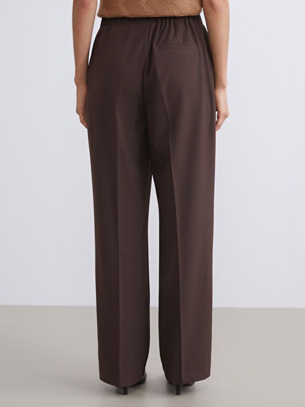 Moudda LC Waikiki - Pantalon tissé moyen Femme Brun chocolat - Tunisie 4