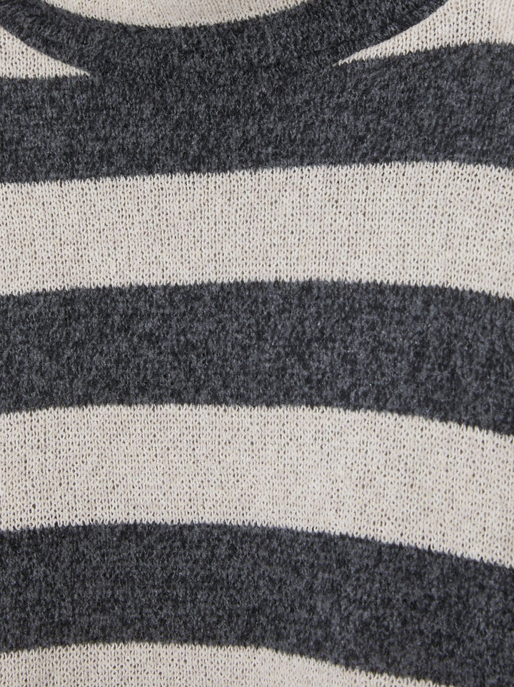Moudda PULL & BEAR - Sweater - Tunisie 2
