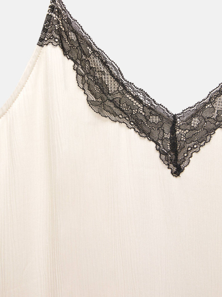 Moudda PULL & BEAR - Top Lingerie - Satiné - Tunisie 4