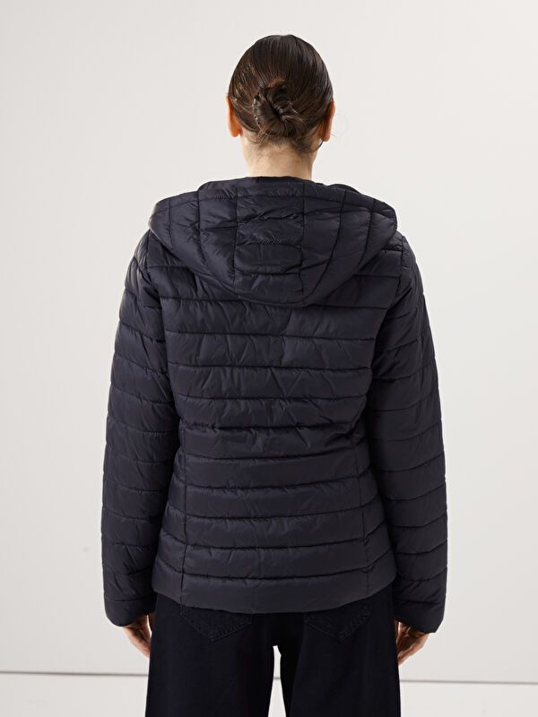 Moudda LC Waikiki - Manteau matelassé léger Femme Noir - Tunisie 5