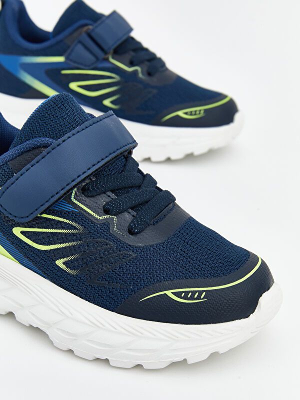 Moudda LC Waikiki - Chaussures de sport actif - tenue de sport pour Garçon - Tunisie 3