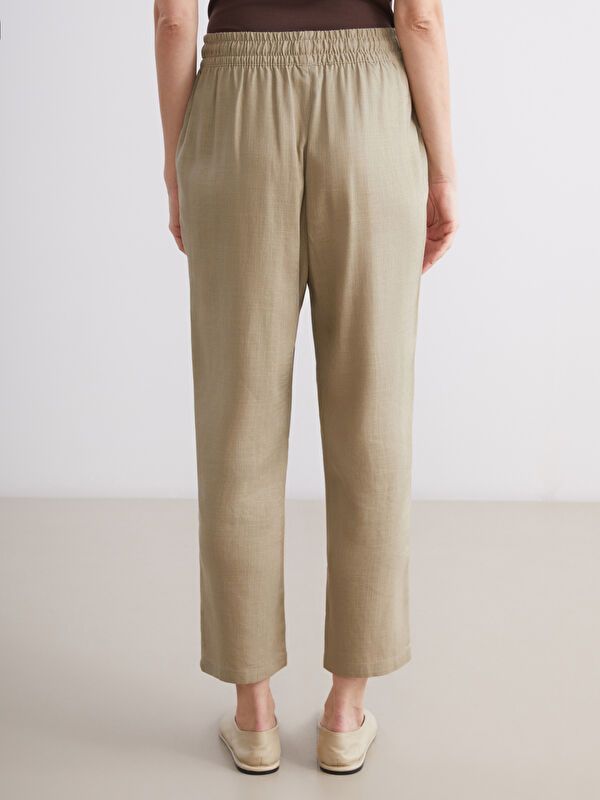 Moudda LC Waikiki - Pantalon tissé fin basique Femme Kaki clair - Tunisie 4