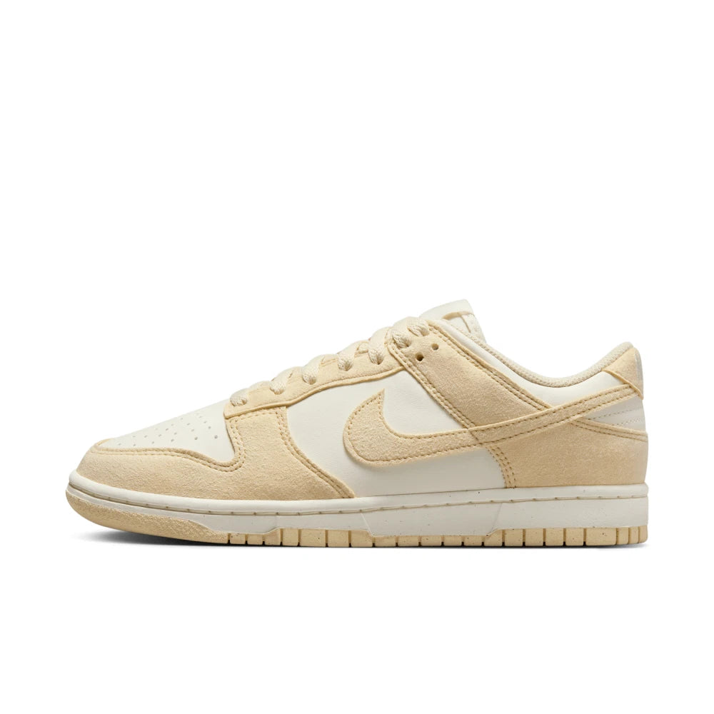 W DUNK LOW