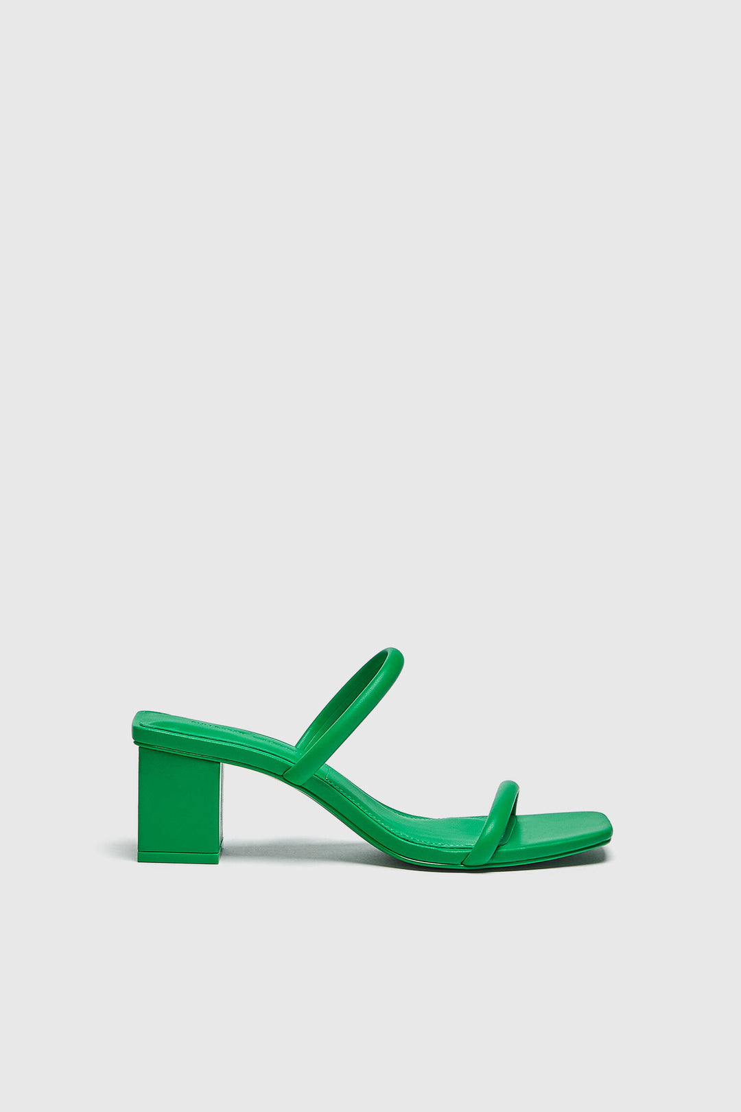 Sandales marque_Pull&Bear, genre_Femme Moudda Tunisie1