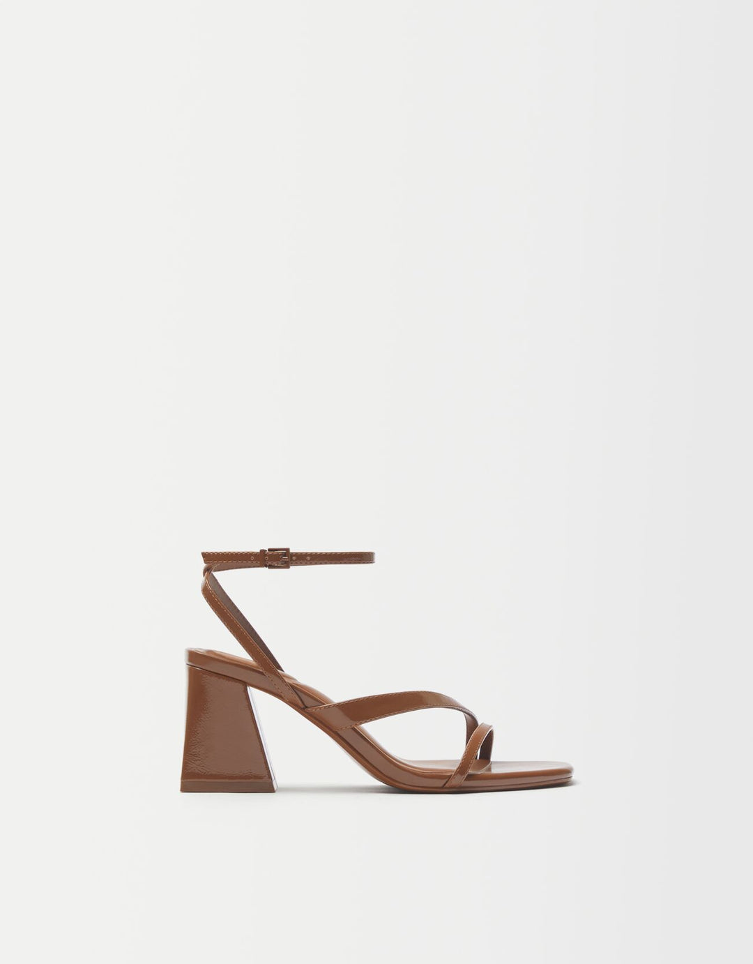 Sandales marque_Bershka, genre_Femme Moudda Tunisie1