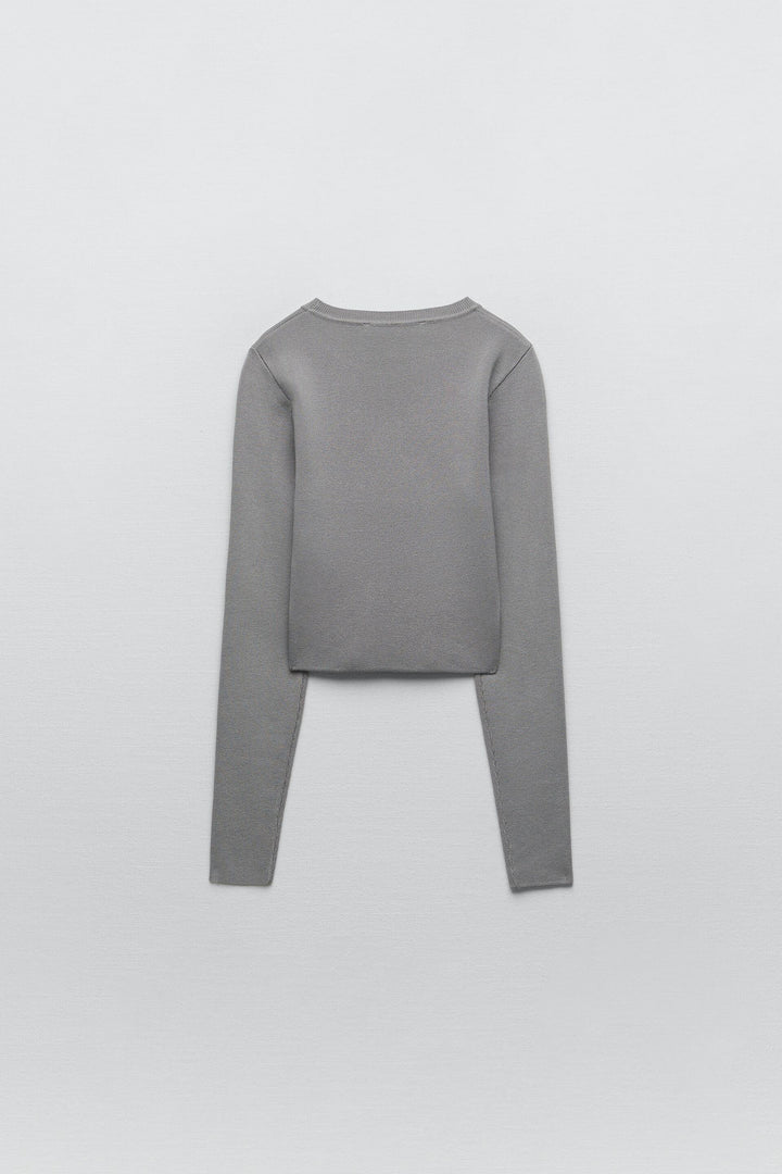 https://static.zara.net/photos/2022/I/0/1/p/3519/202/809/2/3519202809_6_2_1.jpg?ts=1669903131025