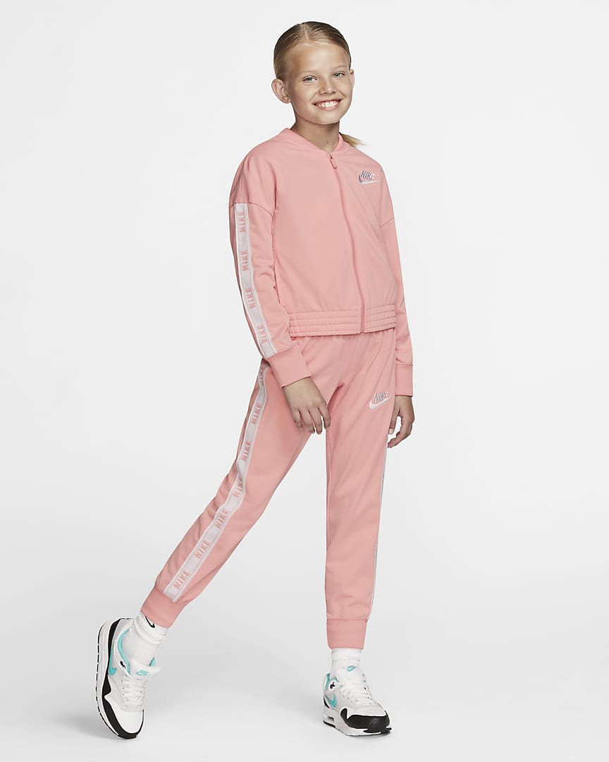 Moudda Nike - 1